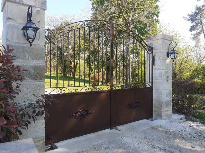 Portail sur mesure Mussidan